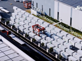 Image: Jinko ESS Delivers 722MWh BESS for India's Large-Scale Power Plant
