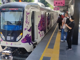 Image: "Made in China" Light Rail Vehicles Support Transit Upgrades Ahead of Global Soccer Tournament in Mexico
