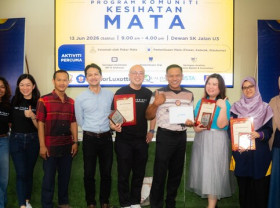 Image: Malaysia Faces Rising Childhood Myopia Challenge: VISTA Eye Specialist, EssilorLuxottica, UiTM and SK Jalan U3 Join Forces to Protect Children's Vision
