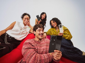 Image: Motorola razr fold ushers in a bold new era of foldables