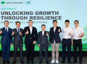 Image: Cathay United Bank and Indovina Bank Bring Together Business Leaders to Strengthen Corporate Resilience Amid Global Uncertainty
