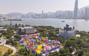 INCUBASE Studio Presents the World's Largest Inflatable Bounce Party "HSBC Life The Big Bounce World Tour - Hong Kong" Grand Opening