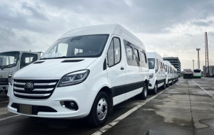 Yutong Bus Delivers 500 Units of the New V6 Van to Latin America