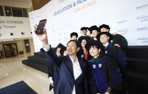 Duke-NUS celebrates 20 years of medical innovation with largest ever graduating class