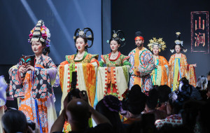 Experience the Beauty of Intangible Cultural Heritage: 2025 "Chinese Hanfu Month - Celestial Craftsmanship and Heavenly Garments" Opens at the China National Silk Museum