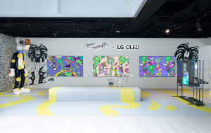 LG OLED X STEVEN HARRINGTON AT FRIEZE NEW YORK: WHERE VIBRANT POP ART MEETS THE TRANSPARENT OLED TV