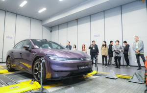 Xinhua Silk Road: Foreign media professionals tour Chongqing to decode vitality of China's auto industry