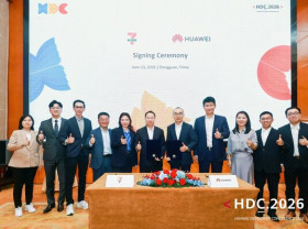 Image: Huawei and 7-Eleven Thailand Partner to Enhance Smart Wearable Payments and Chinese Tourist Experiences