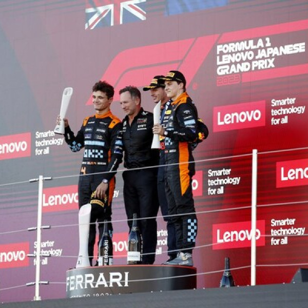 Image: McLaren F1 Team Continues Impressive Podium Streak with Lando Norris and Oscar Piastri's Second- and Third-Place Finishes in OKX Stealth Mode Livery at Japan Grand Prix