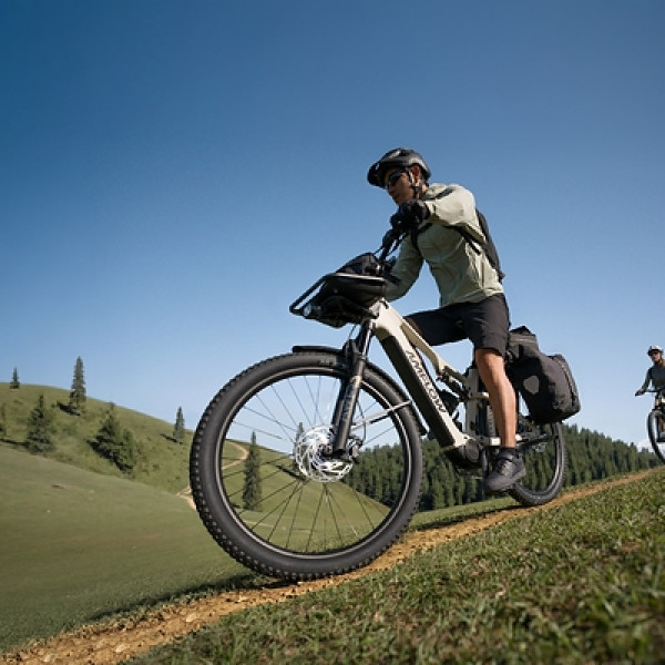 Image: Amflow launches the Amflow TL Carbon, an SUV e-bike fully loaded for all-terrain riding scenario