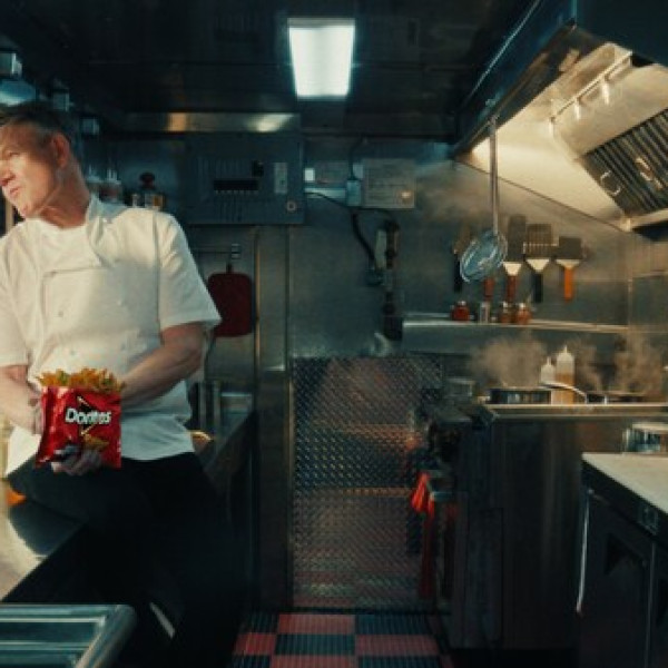 Image: DORITOS LOADED UNVEILS HIGH-OCTANE COMMERCIAL STARRING CHEF GORDON RAMSAY AND MERCEDES-AMG PETRONAS F1 DRIVER GEORGE RUSSELL