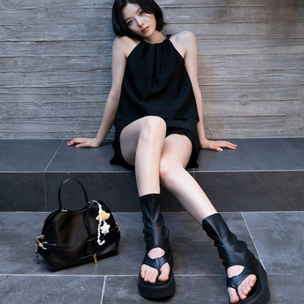 Image: The CHARLES & KEITH Family Grows - A Warm Welcome to Kim You Jung
