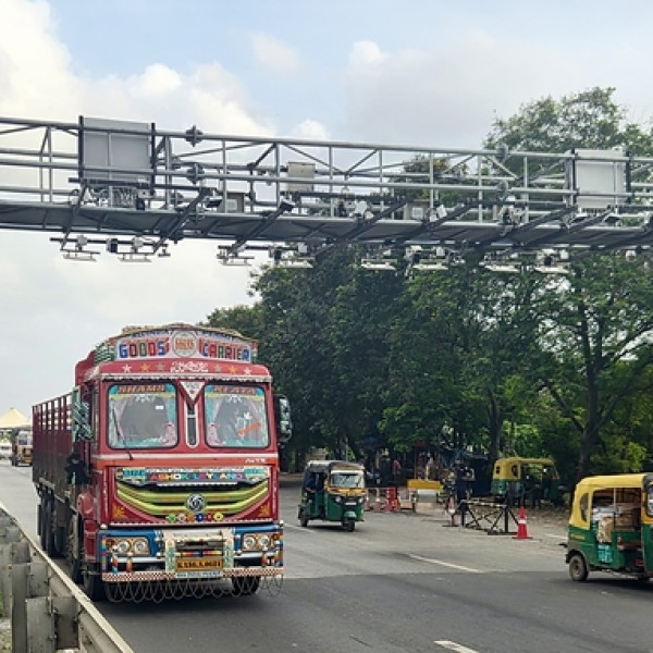 Image: FETCi Deploys India's First Operational AI-Powered MLFF Tolling System on NH48, Expands Deployment to NH44