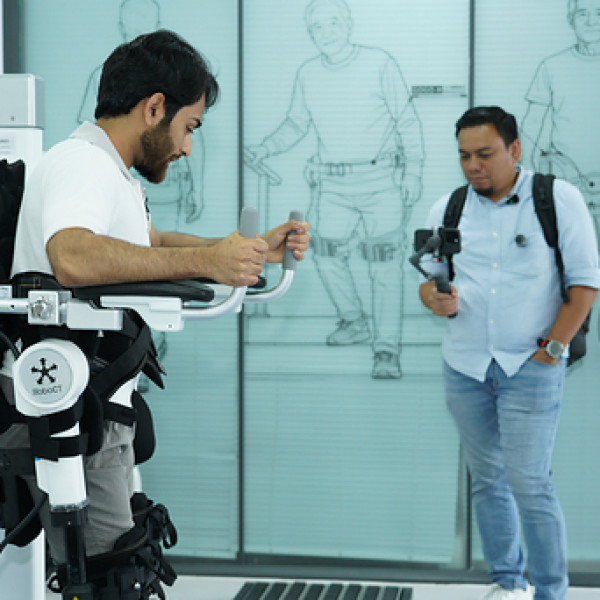 Image: Gateway to Opportunities: Where Innovation Serves People -- Hangzhou's Journey from Countryside to Robotics Labs