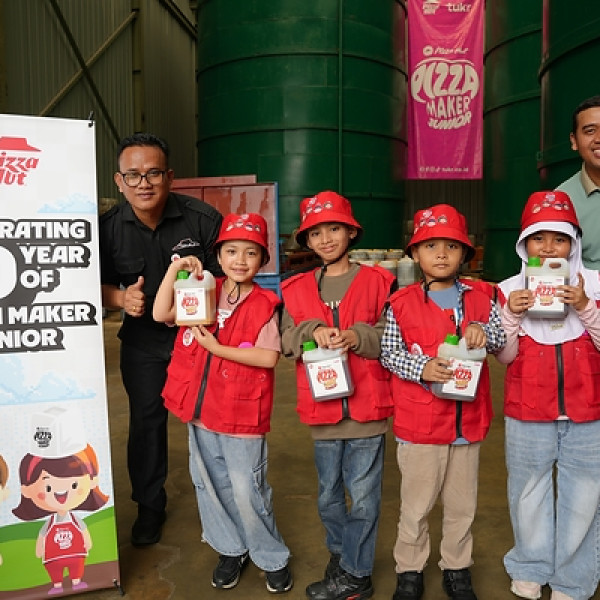 Image: Pizza Hut Indonesia and TUKR Celebrate 10 Years of Pizza Maker Junior with Environmental Learning Experience for Children
