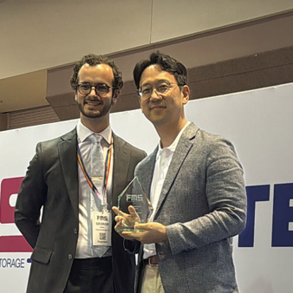 Image: Dnotitia's Seahorse AI Storage Wins AI Application Award at FMS 2026