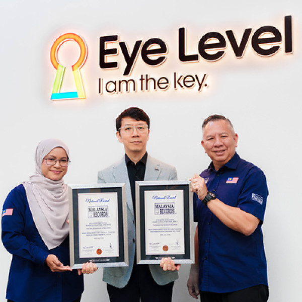 Image: Eye Level Malaysia Achieves Double Recognition in the Malaysia Book of Records