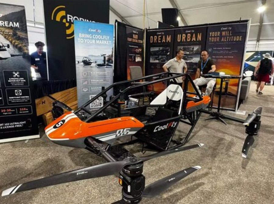 Image: CoolFly Brings Electric Personal Aircraft to EAA AirVenture Oshkosh 2026