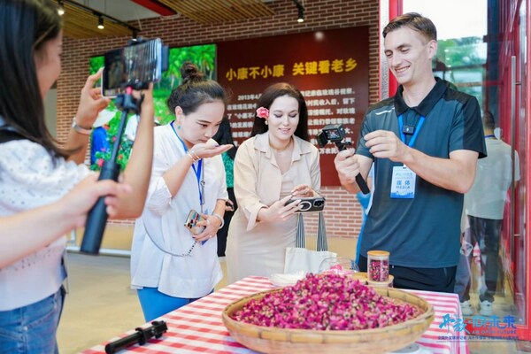 Media Tour Witnesses Chinese Modernization in Hainan FTP