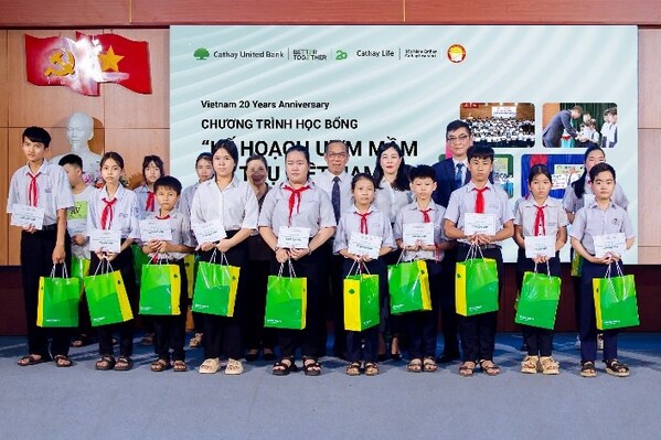 Cathay United Bank HCM Branch Awards "Elevated Tree Program" Scholarship to Underprivileged Students in Quang Nam CUB Spreads Love Through Scholarships in Vietnam