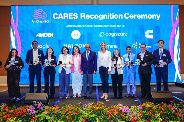 Minister K Shanmugam Presents AmCham CARES Awards to companies at the AmChamSG 53rd Annual General Meeting and Social Impact Fair