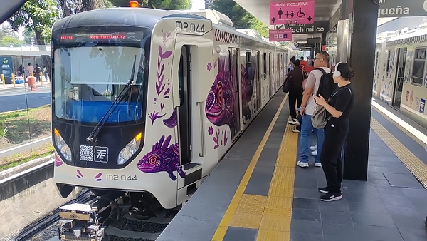 "Made in China" Light Rail Vehicles Support Transit Upgrades Ahead of Global Soccer Tournament in Mexico