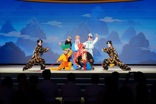Chinese Opera Gala Opens in Zhouzhuang, Showcasing 46 Opera Genres Through November