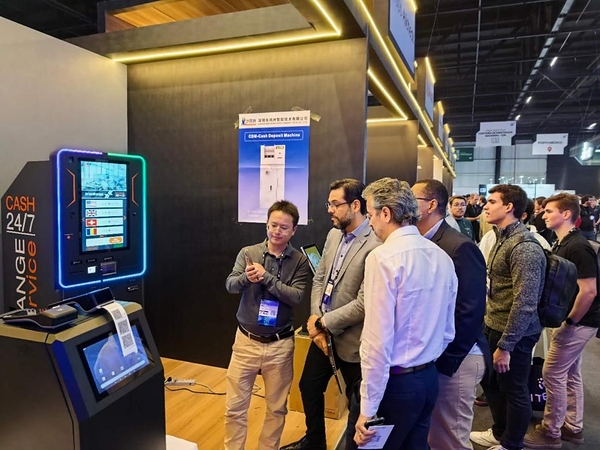 Hongzhou Smart Showcases Financial Self-Service Solutions at FEBRABAN TECH 2026