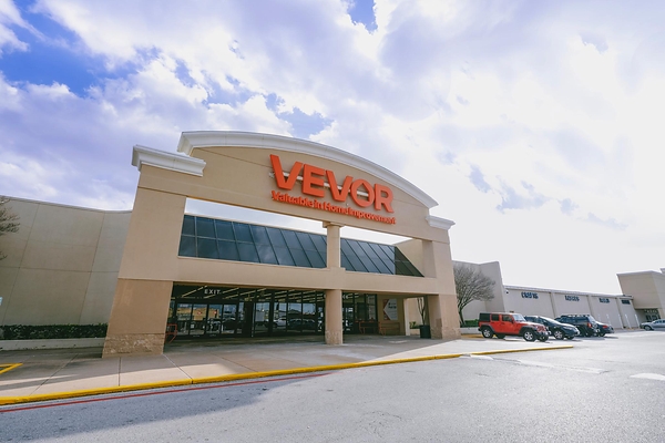 Lawn Sweepers, Chainsaws and HOA Deadlines: What Fall Looks Like at VEVOR's Houston Store